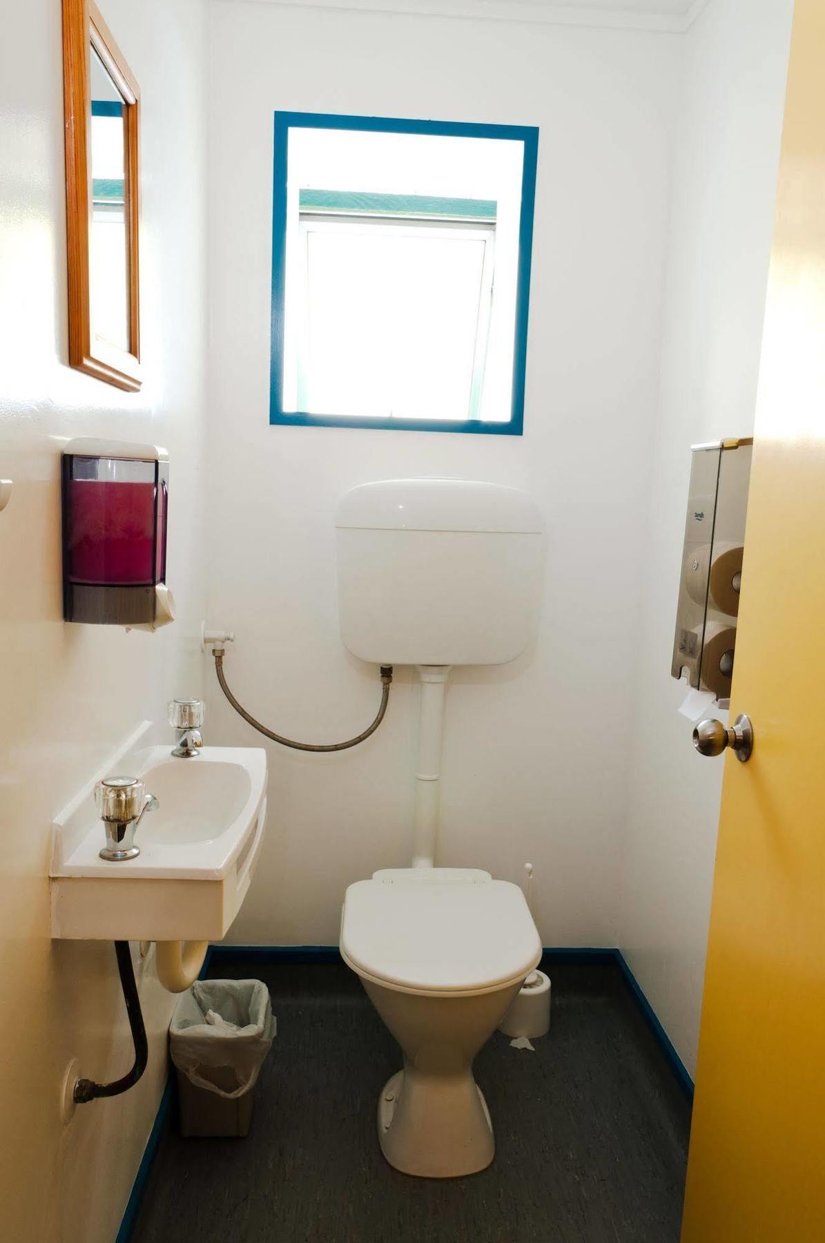 Punakaiki Beach Hostel Экстерьер фото