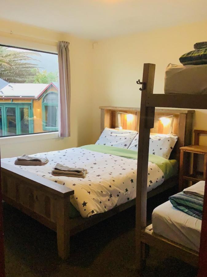 Punakaiki Beach Hostel Экстерьер фото